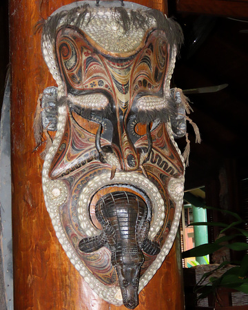 Mask, Lobby Kokopo Beach Resort